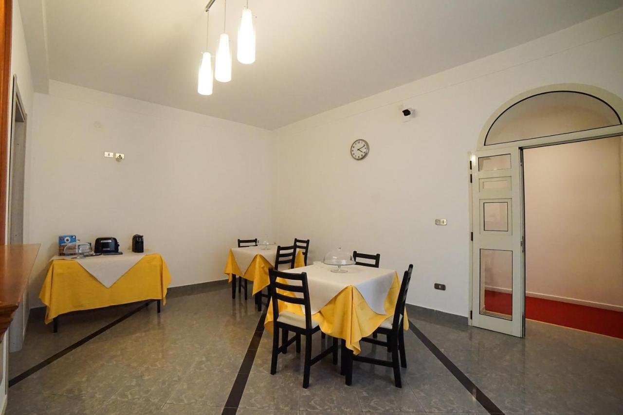 Central Home B&B 코센차 외부 사진