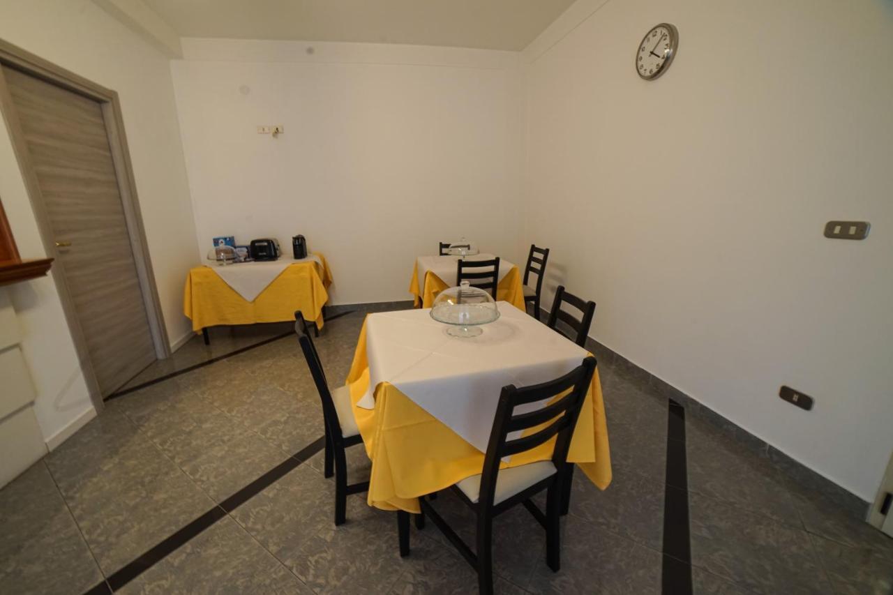 Central Home B&B 코센차 외부 사진
